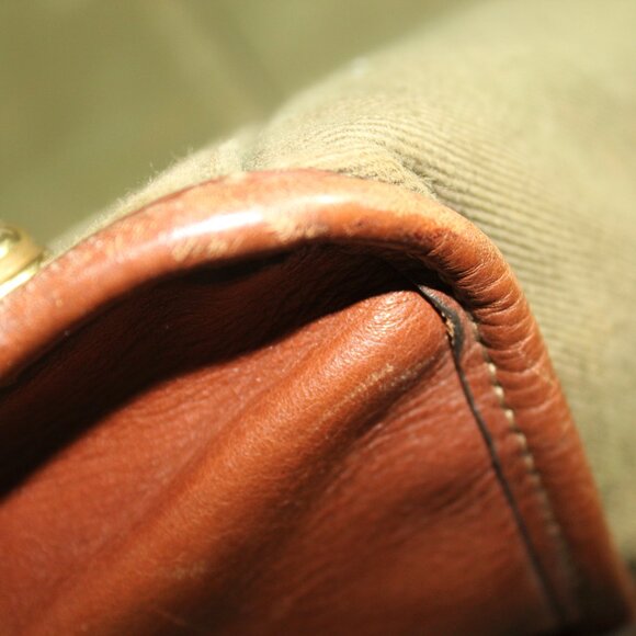 Vintage Ghurka No 2 Olive Green Twill and Leather Express Bag - Picture 4 of 16